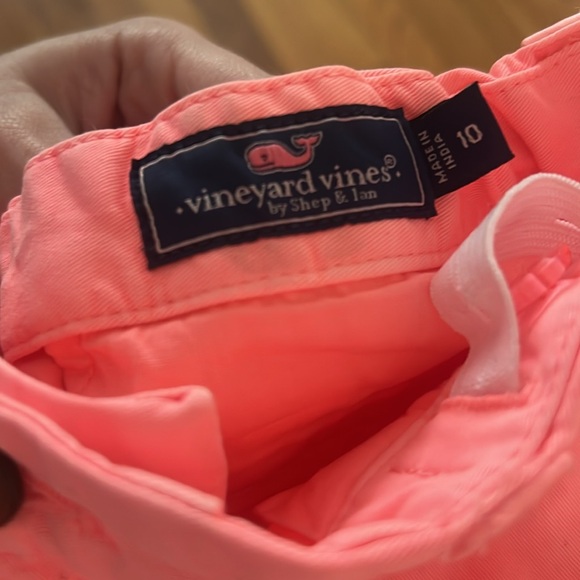 Vineyard vines boys salmon colored breaker shorts- NEVER WORN - Picture 3 of 3